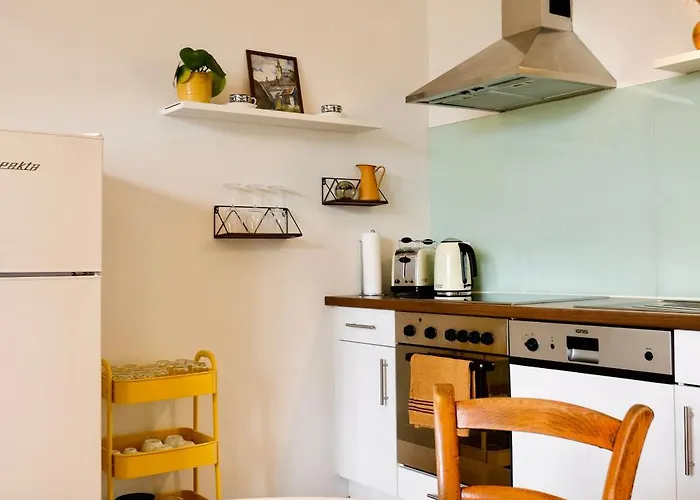 Historic Center Boutique 7 - Free Parking - Schlossberg View - By Casa Momo גראץ