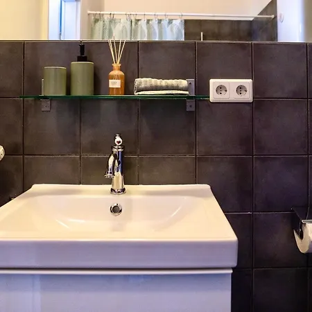 Appartement City Center Boutique Apartment 7 - Free Parking - Schlossberg View - By Casa Momo